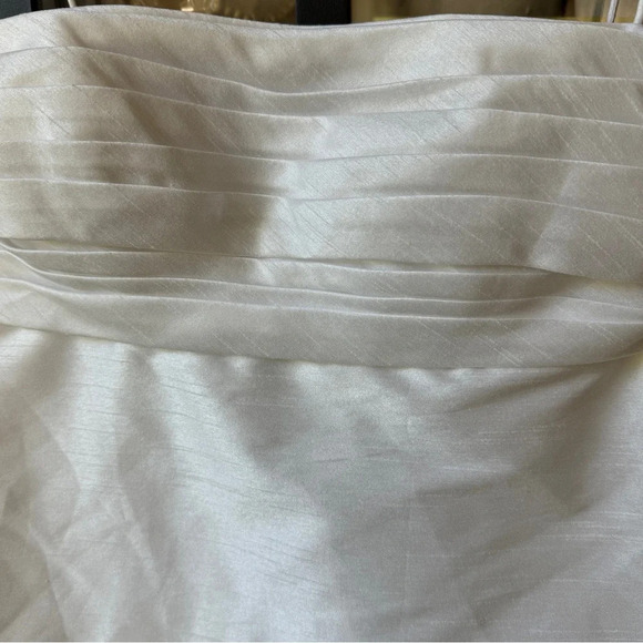 By Watters Ivy wedding dress mini a-line reception square neckline lined bride - Picture 3 of 9